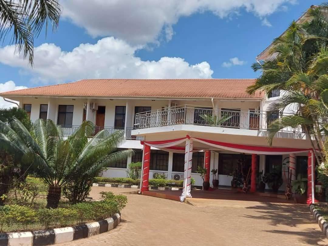 Arc Hotel Morogoro Extérieur photo