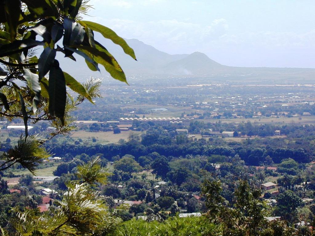 Arc Hotel Morogoro Extérieur photo