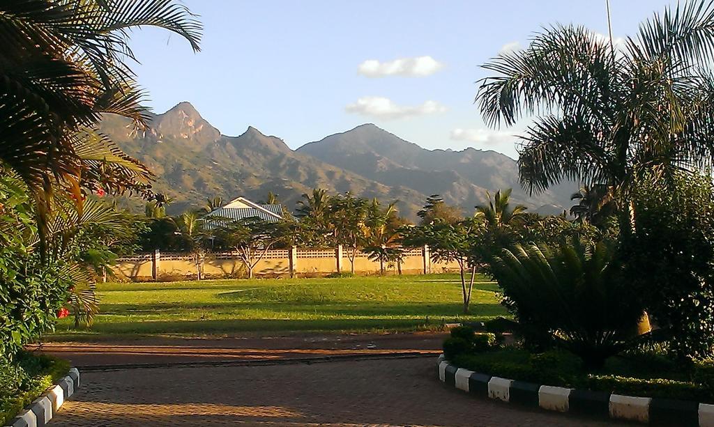 Arc Hotel Morogoro Extérieur photo