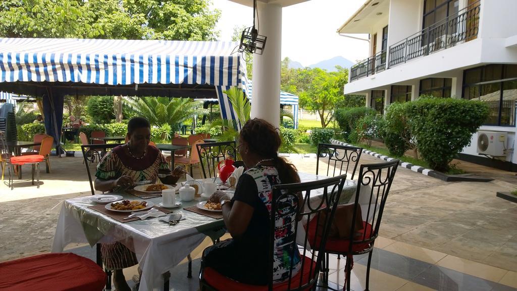 Arc Hotel Morogoro Extérieur photo